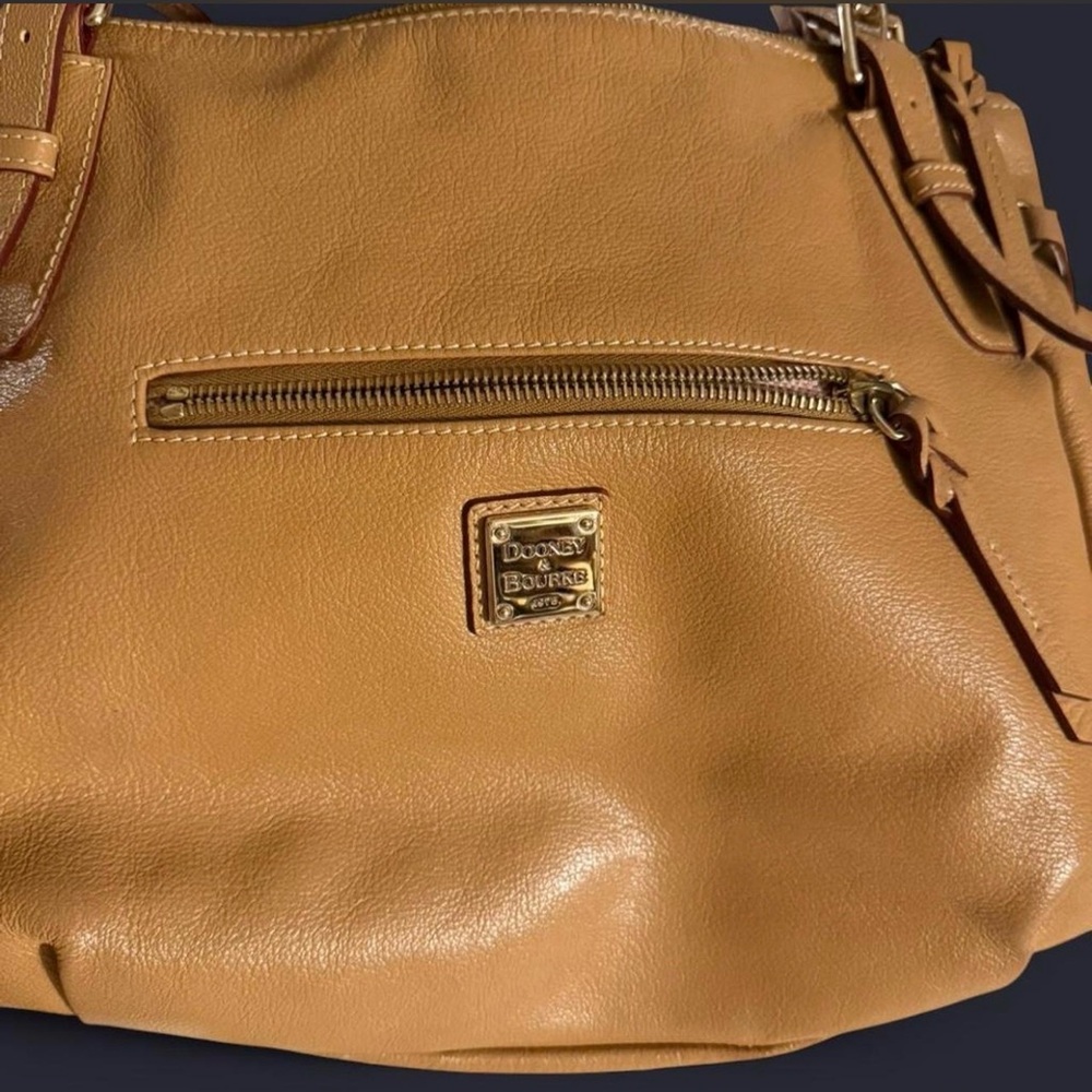 Dooney & Bourke Caramel Leather Shoulder Bag. Measurements in pics. - Picture 5 of 9